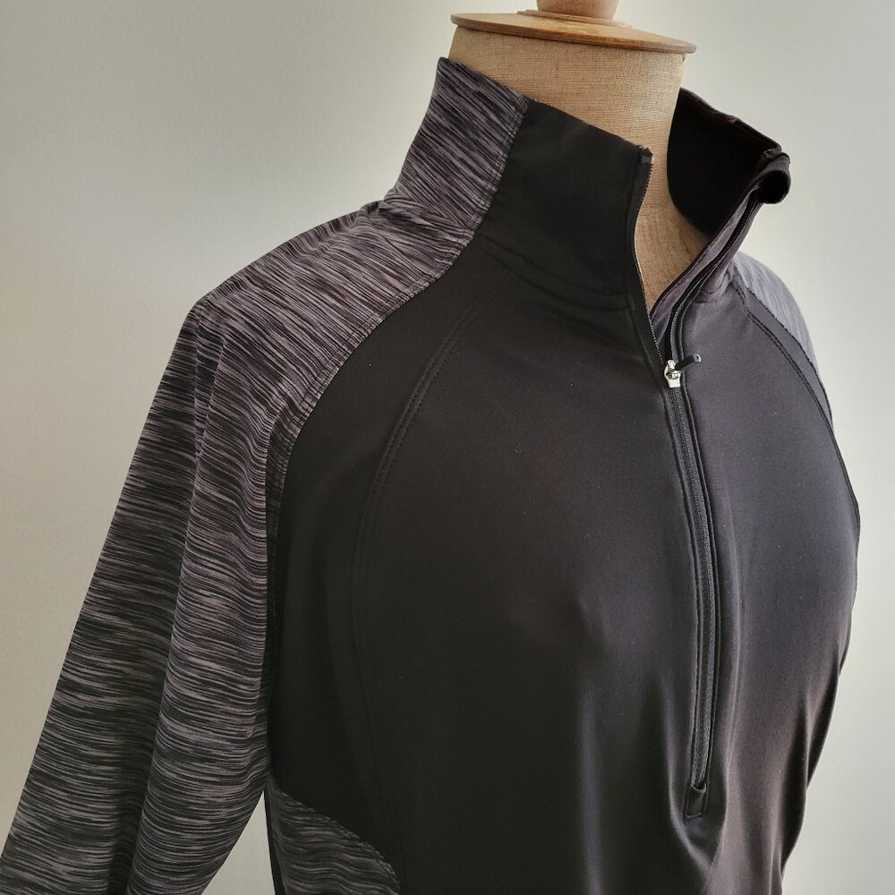 Danskin Now Ladies 1/2 Zip Top